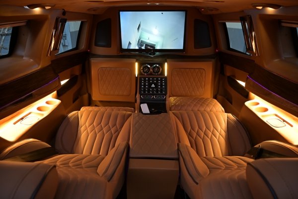 Hire Vehicals for VIP Delegations in Gujarat