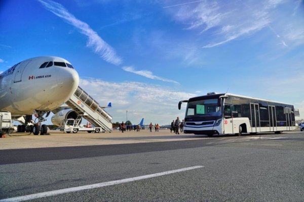 Airlines Crew Pick and Drop Facility in Ahmedabad